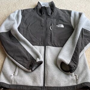Women’s The North Face Denali fleece jacket - medium